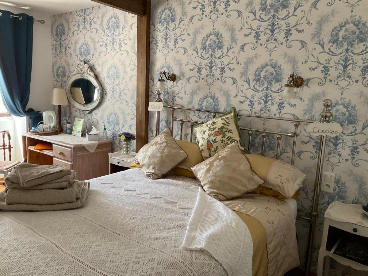Le Jardin De Rose 24 Feuillebert Romagne 86700 Bed & Breakfast ภายนอก รูปภาพ