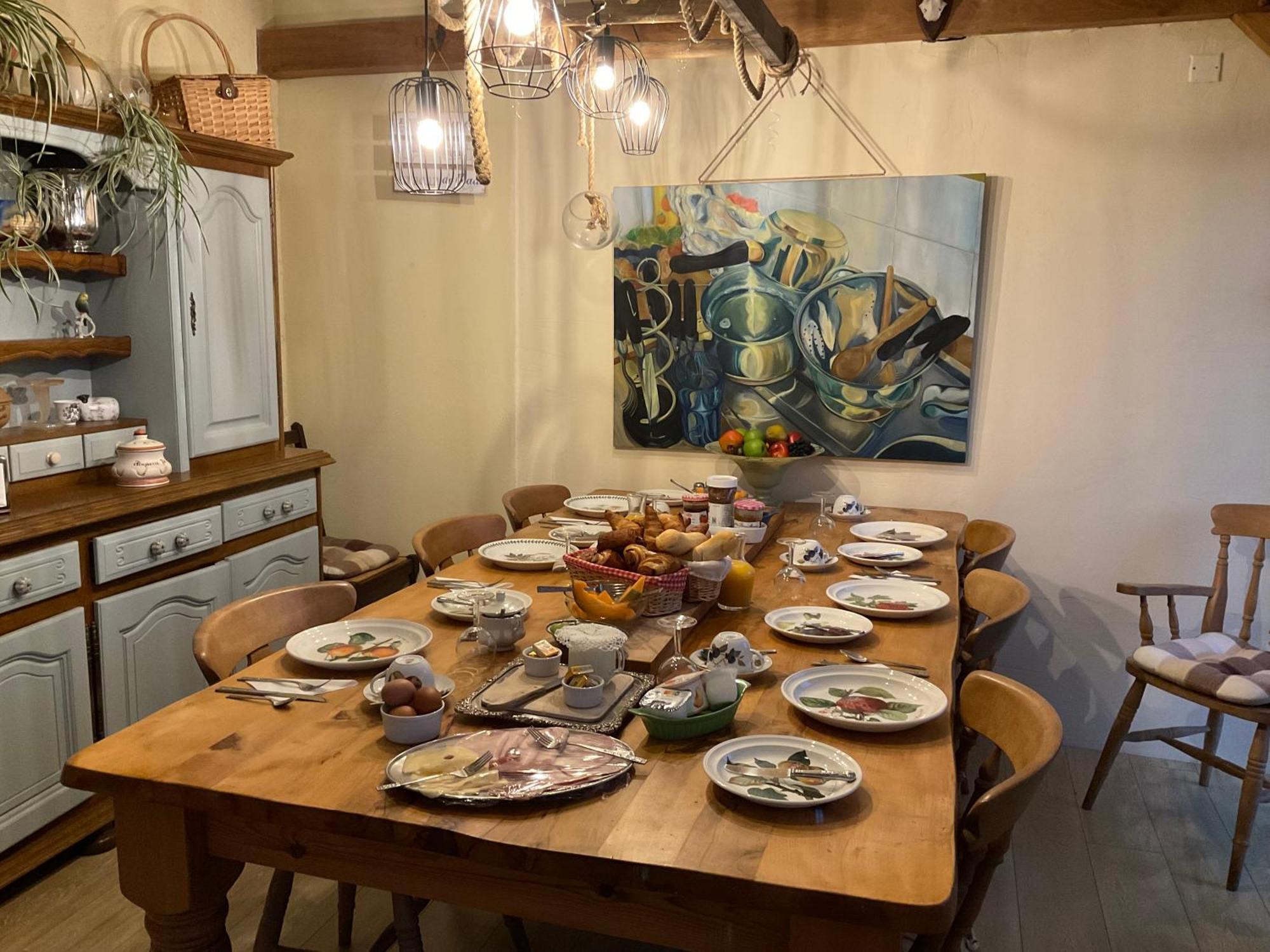 Le Jardin De Rose 24 Feuillebert Romagne 86700 Bed & Breakfast ภายนอก รูปภาพ